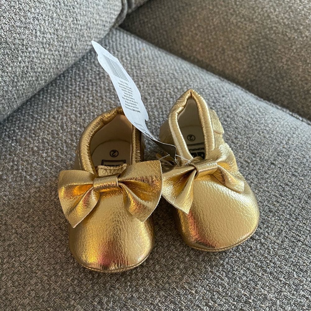 Romirus gold bow baby shoes 2